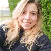 Étudiante en première année Licence LLCER Anglais, sympathique, dynamique et avec un bon niveau d'anglais, de français et en histoire qui cherche à aider les plus jeunes à progresser, cela m'aiderai aussi à gagner de l'expérience en enseignement très util